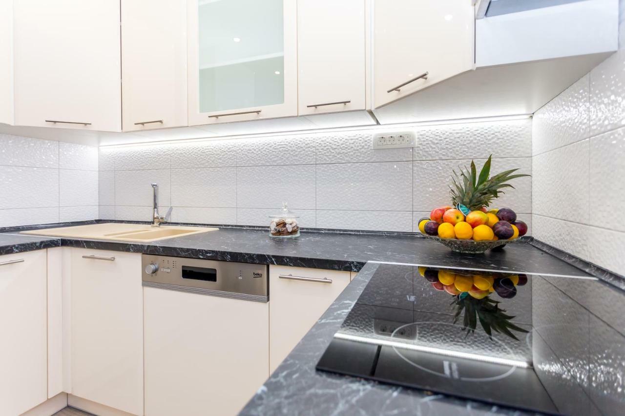 Urban Luxury Suites Juricevic Duće Εξωτερικό φωτογραφία