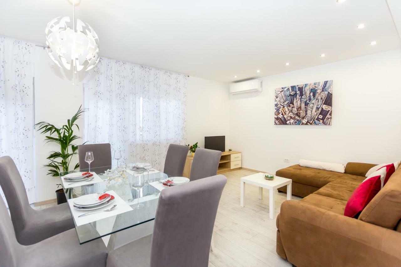 Urban Luxury Suites Juricevic Duće Εξωτερικό φωτογραφία