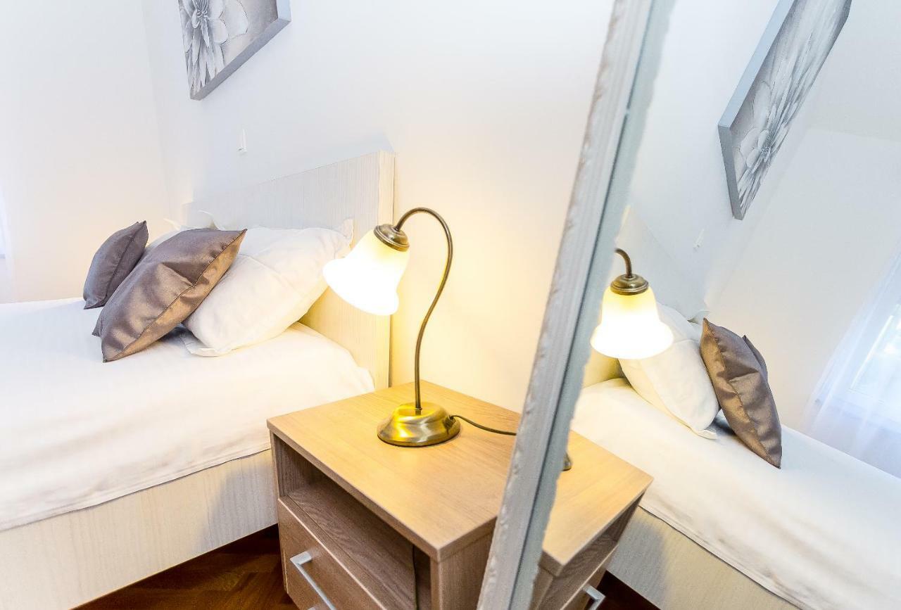 Urban Luxury Suites Juricevic Duće Εξωτερικό φωτογραφία